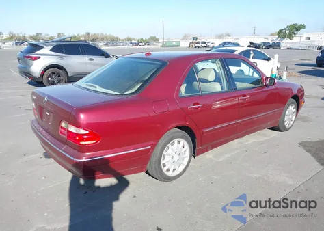 2000 Mercedes-Benz E 320 из США, поврежденный, VIN WDBJF65J7YB125521